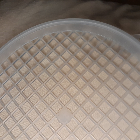 Vtg 516 Tupperware 9" Round Lid 339  Colander Strainer Lid - Picture 6 of 14